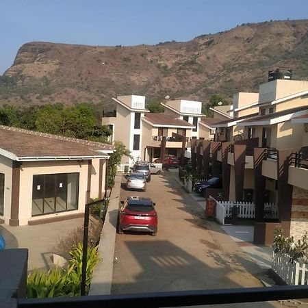 Villa At Lonavala - Saga Montana 外观 照片
